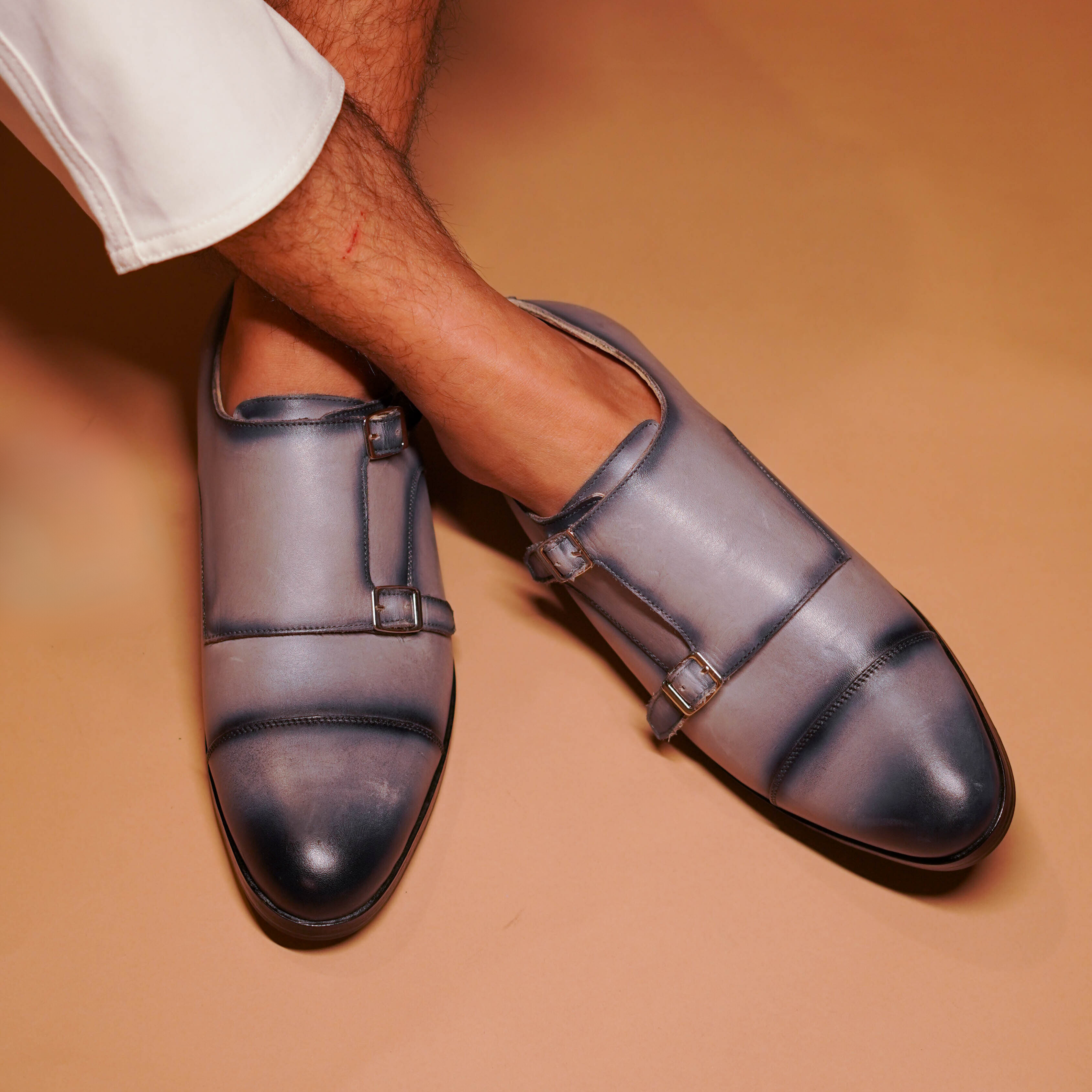 Domo Grego | Dark grey and black double-monk-straps